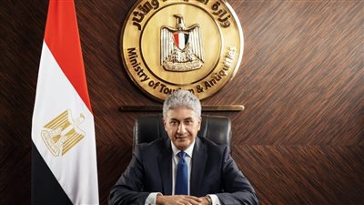 اليوم.. وزير السياحة يشهد توقيع شراكة استراتيجية لتدريب الكوادر الفندقية مع شركة سويسرية عالمية