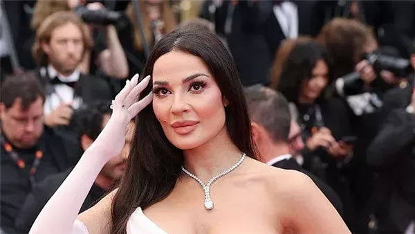 نادين نسيب نجيم -