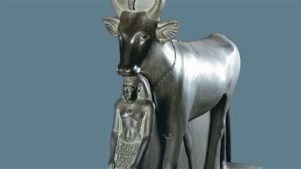  تمثال نادر لـ الملك