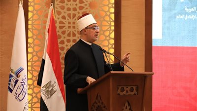 مفتي الجمهورية: على الإعلام الديني الالتزام بالصدق والضوابط لا البحث عن السبق والترند