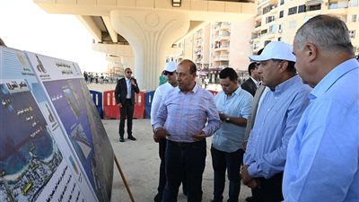 رئيس الوزراء يتفقد أعمال تطوير محور محمد نجيب وتوسعة كورنيش الإسكندرية