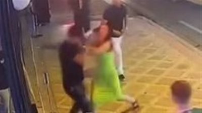  بسبب خلاف على الفاتورة.. التعدي بالضرب على سيدتين بريطانيتين بأحد المطاعم التركية 