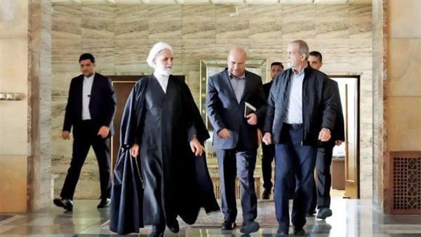 الرئيس الإيراني مسعود