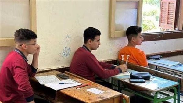 الدبلومات الفنية