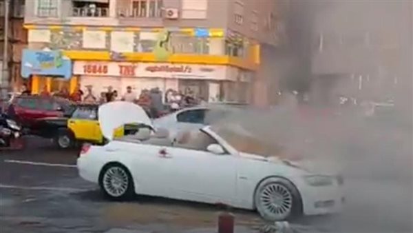 جانب من الحريق 