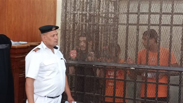 المتهمون في القضية