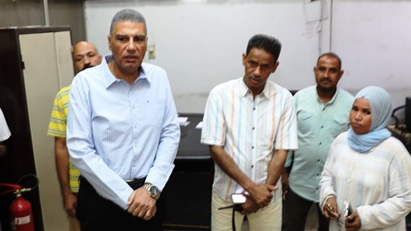 محافظ أسوان