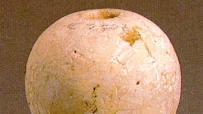 المتحف القومي بالبرتغال يعرض مضربا حجريا من عصور ما قبل التاريخ