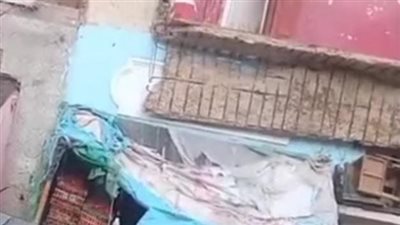 البلكونة وقعت.. إصابة شخص في انهيار جزئي لمنزل بطنطا والمحافظ يشكل لجنة للمعاينة