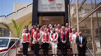 الهلال الأحمر يستقبل وفد جامعة عين شمس لتعزيز آليات التعاون بين الجانبين | صور