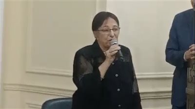 سميرة عبد العزيز باكية: سميحة أيوب كانت سندي في الحياة