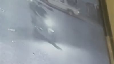 نجل ضحية حادث إمبابة يروي تفاصيل مصرع والده: دماغه جات تحت العجلة.. وقعد 10 ساعات على الأجهزة