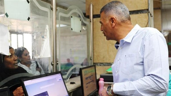 محافظ أسوان