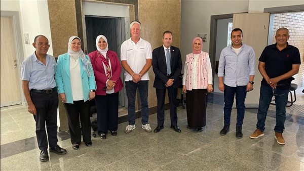 زيارة وفد أوتوبوك