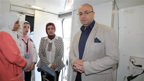 محافظ بني سويف يشهد