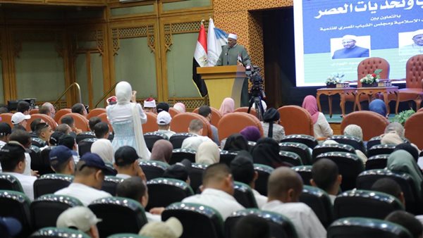 الدكتور عباس شومان