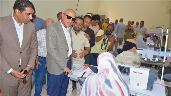 محافظ الأقصر يتفقد