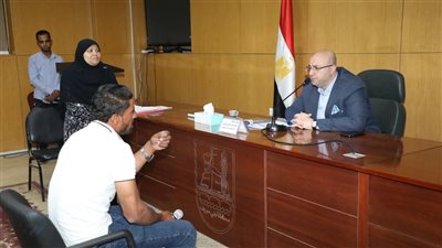 محافظ بني سويف يوجه بتحديد جدول زمني للانتهاء من مشروع الصرف الصحي بقرية باروط