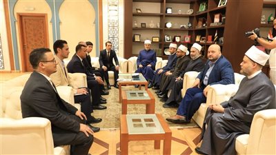 المفتي: أبواب دار الإفتاء مفتوحة لكل ما من شأنه خدمة الإسلام وتعزيز روابط الأخوة بين الشعوب 