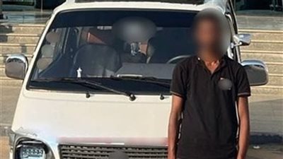 حبس سائق ميكروباص اعتدى على راكب بسيخ حديد في الجيزة 4 أيام