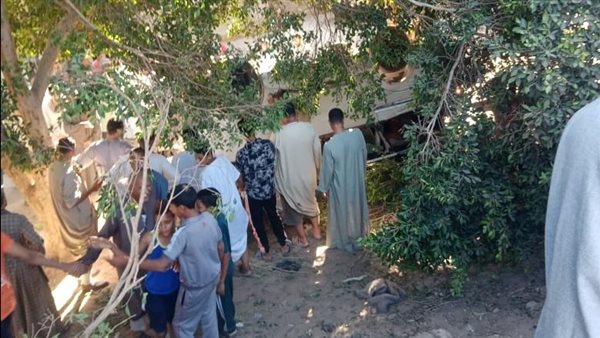 انقلاب سيارة ميكروباص