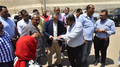 محافظ أسيوط: إنشاء مشروع تنموي بأبو تيج لإنهاء الأسواق العشوائية