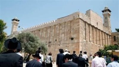 مجلس حكماء المسلمين يُدين مخططات الاحتلال الإسرائيلي للسيطرة على الحرم الإبراهيمي الشَّريف