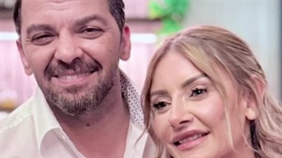 المخرج محمد خضر يعلن خطبته على فتاة من خارج الوسط الفني | صور