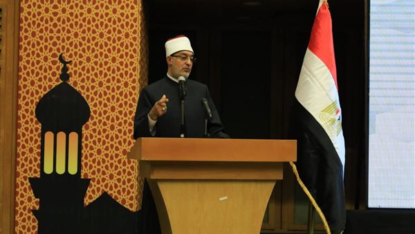 الدكتور نظير عياد