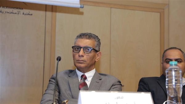 الدكتور أيمن سليمان