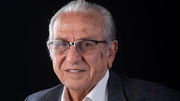 المخرج علي بدرخان