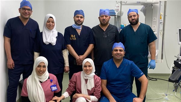 الفريق الطبي