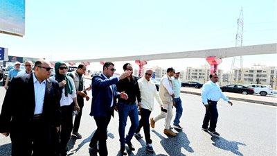 وزير الإسكان يتفقد أعمال تطوير محور 26 يوليو في نطاق مدينتي 6 أكتوبر والشيخ زايد