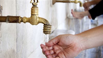 هل يجوز الوضوء مع ارتداء الخواتم؟.. عضو بمركز الأزهر تجيب