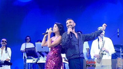 جدل واسع بعد إطلالة أحمد سعد في حفله الأخير مع روبي