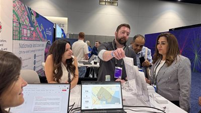 وزيرة التنمية المحلية: تطوير تطبيق إلكتروني متكامل لمتابعة تنفيذ المشروعات