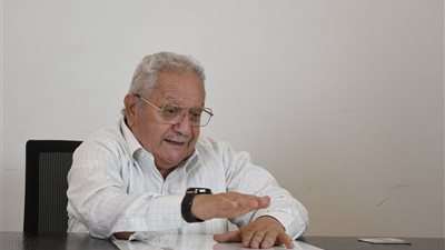 سمير حكيم: والدي قالي مش هقدر أصرف عليك.. واشتغلت في مزرعة عنب 