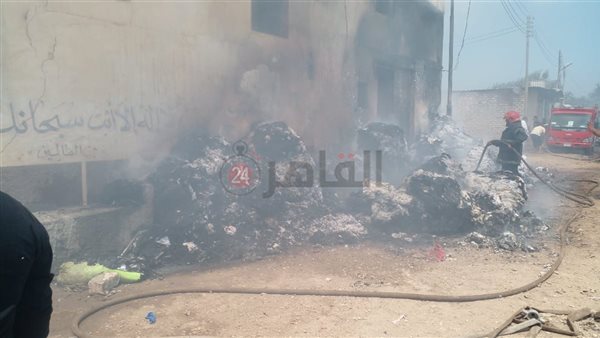 حريق في مصنع قطن