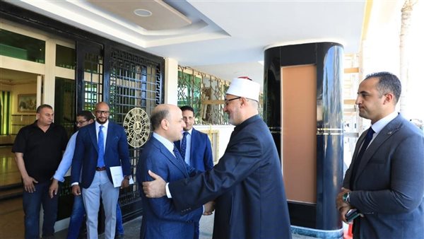 محافظ كفر الشيخ يستقبل