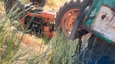 تفاصيل مصرع سائق جرار زراعي وإصابة مرافقه في سوهاج