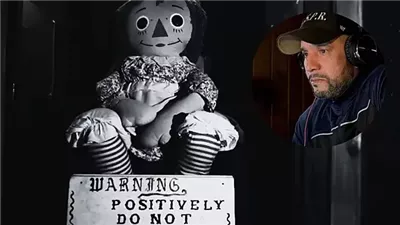 اختفاء دمية أنابيل يثير الذعر بعد العثور على جثة المحقق دان ريفيرا في ظروف غامضة.. ما القصة؟