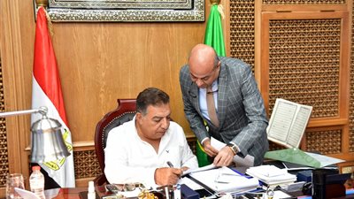 محافظ الدقهلية يعتمد حركة تنقلات مديري ووكلاء الإدارات التعليمية