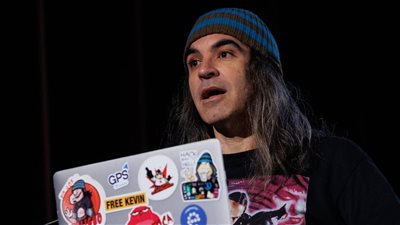 الاتحاد الإسباني لكرة القدم يعلن تعيين «هاكر» من مشجعي ريال مدريد لتطوير الذكاء الاصطناعي بلجنة الحكام