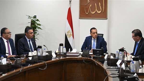 خلال الاجتماع