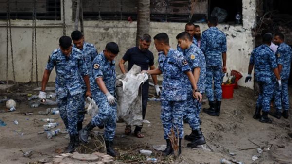 سقوط طائرة في بنجلاديش