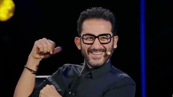 الفنان أحمد حلمي