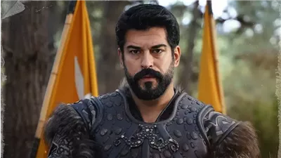 القصة الكاملة لعدم مشاركة بوراك أوزجيفيت في الموسم السابع لمسلسل المؤسس عثمان