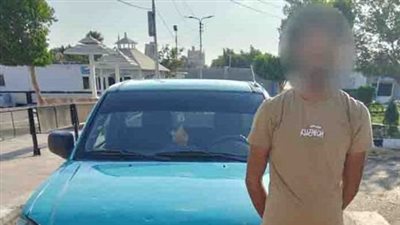 أخفى أرقام اللوحة بملصقات.. القبض على سائق سيارة لسيره عكس الاتجاه بطريق الإسماعيلية الصحراوي 