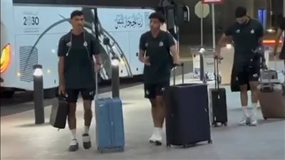  بـ6 لاعبين فقط.. بعثة نادي الخلود تغادر إلى تركيا للدخول في معسكر إعداد