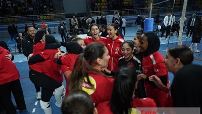 تشكيل الجهاز الفني لسيدات طائرة الأهلي.. والاعتماد الرسمي في آخر يوليو| خاص